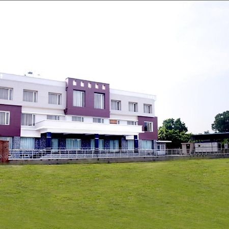 Hotel Krishna Palace, Ayodhya المظهر الخارجي الصورة