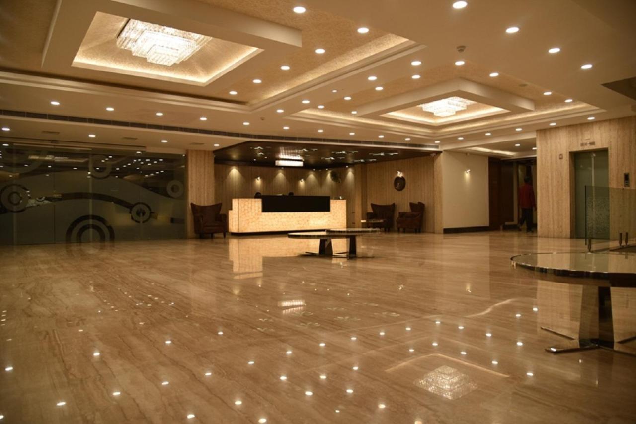 Hotel Krishna Palace, Ayodhya المظهر الخارجي الصورة