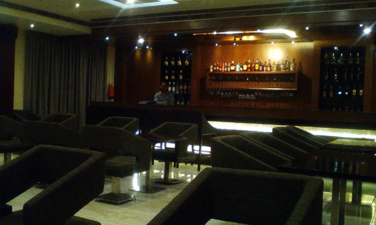 Hotel Krishna Palace, Ayodhya المظهر الخارجي الصورة