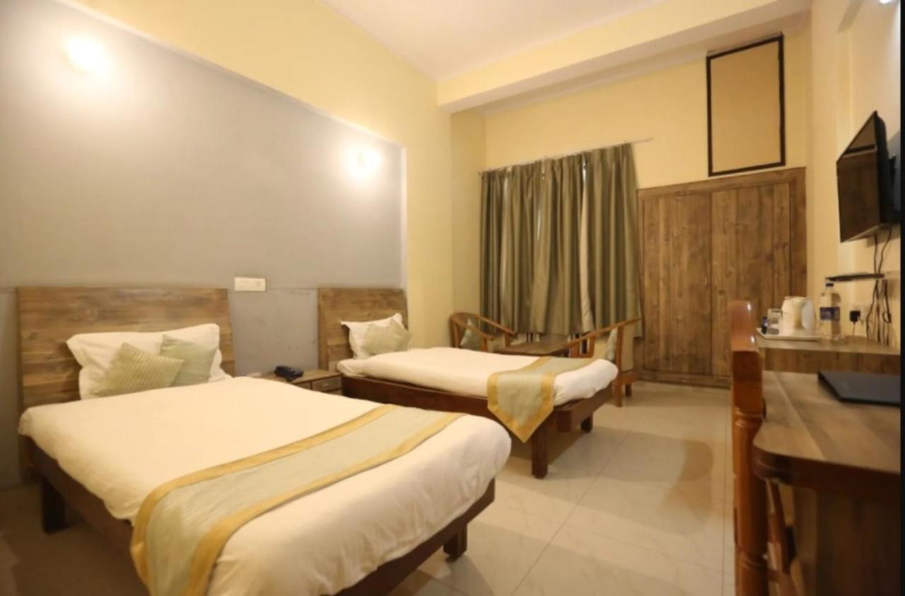Hotel Krishna Palace, Ayodhya المظهر الخارجي الصورة